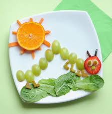 سفره آرایی/ میوه را برای خوردن بچه ها حتما تزئین کنید