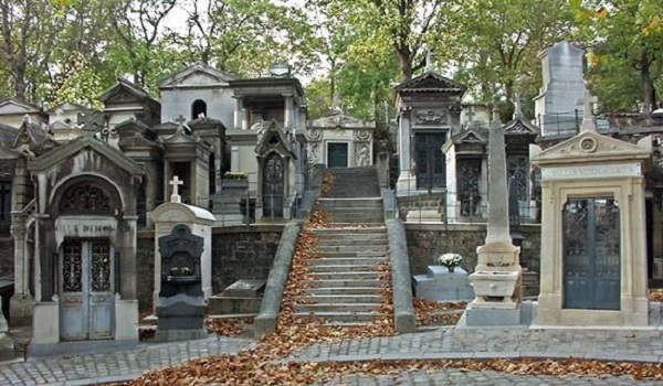 ترین ها/ شگفت‌انگیزترین قبرستان‌های جهان