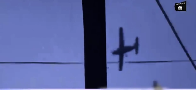 نمایش سرنگونی هواپیمای عراقی در ویدئوی جدید داعش+ تصاویر