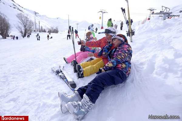 عکس های رویترز از پوشش خانم ها در پیست اسکی دیزین ، پوشش زنان در پیست اسکی ، فصل زمستان