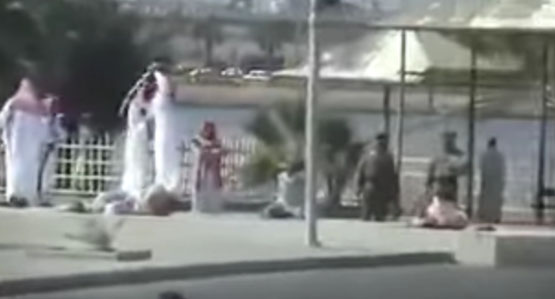 انتشار فیلم مراسم گردن زنی در عربستان (تصاویر و 18+)