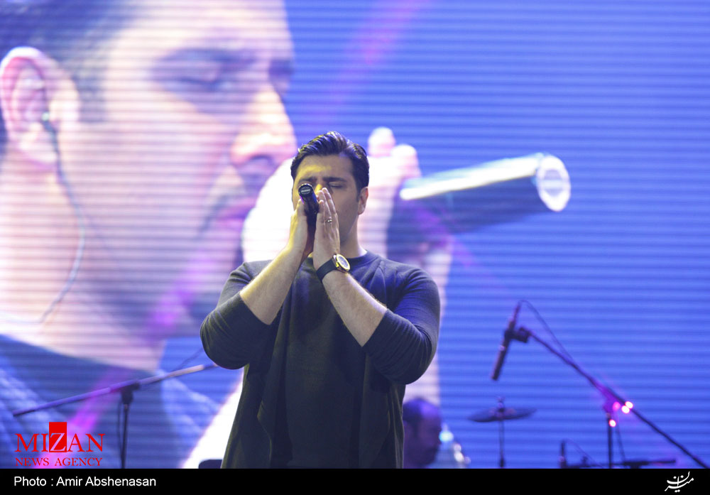 عکس/ کنسرت احسان خواجه امیری در سی و یکمین جشنواره موسیقی فجر