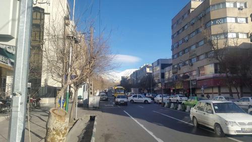 خیابان امیر آباد- تهران 13 دی ماه- بابک
