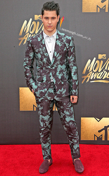 بدترین - مدل لباس مایکل جی ویلت Michael J Willett در جوایز فیلم ام تی وی MTV Movie Awards