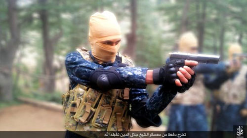 هلاکت پنج بمب‌گذار داعش با 3 گلوله+ تصاویر