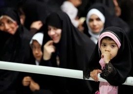 ملایمت بهترین روش آموزش کودکان با حجاب است