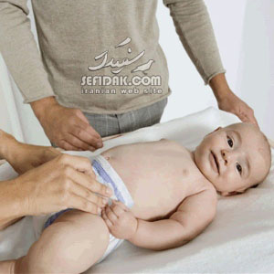 ,چگونه پوشک بچه را عوض کنیم, علت درد لای پا نوزاد,[categoriy]