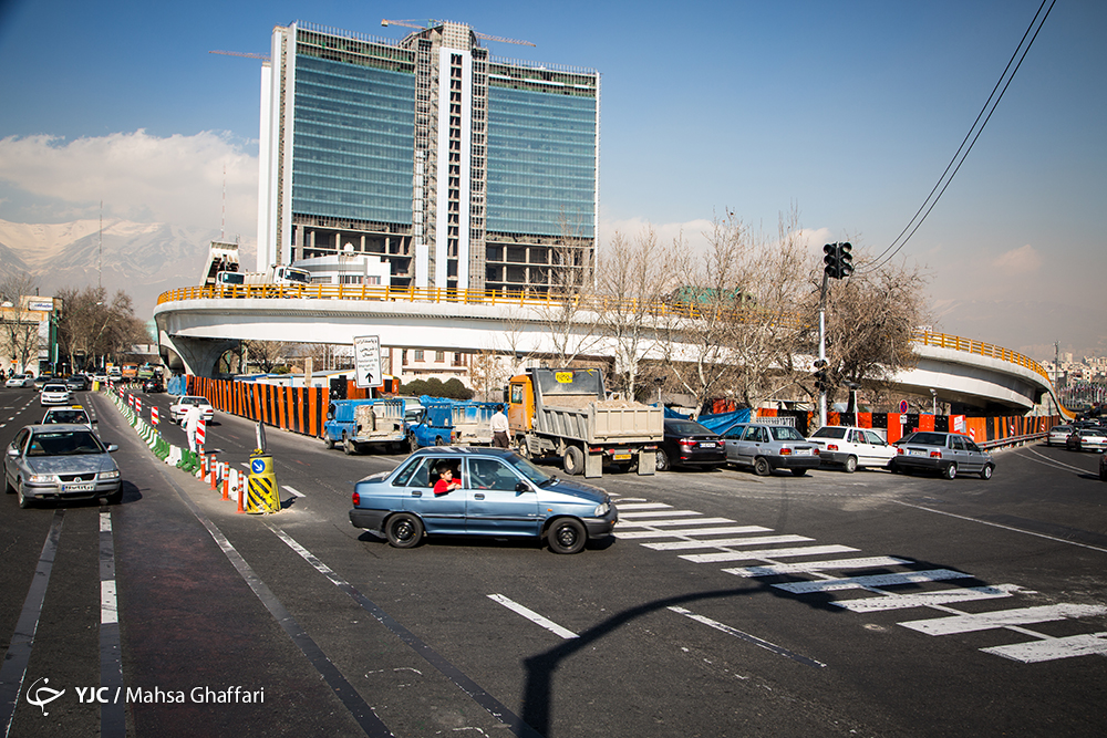 عکس/ مراحل تکمیل تقاطع غیر هم‌سطح بین خیابان شریعتی و اتوبان همت