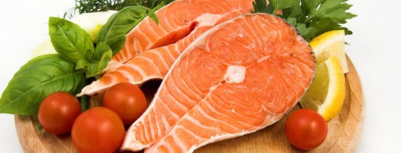 تغذیه/ ماهی سالمون را با گوجه و آبلیمو بخورید 