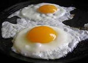 تغذیه/ مصرف یک تخم مرغ در روز برای سلامت قلب مضر نیست