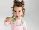 چطور از پوسیدگی دندان کودکمان محافظت کنیم؟