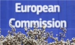 کمیسیون اروپا تصمیم‌گیری درباره روادید شهروندان آمریکا و کانادا را 3 ماه به تعویق انداخت