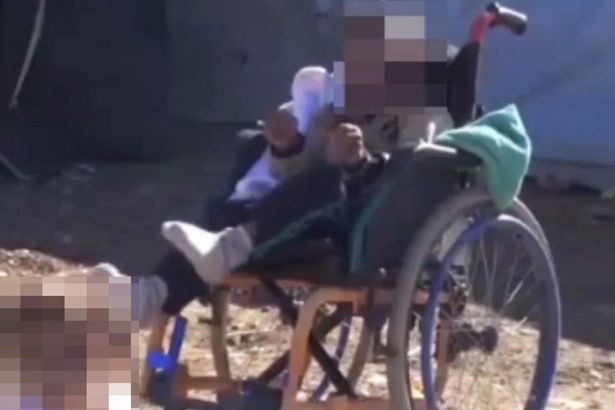 داعشی های شیطان صفت به شیوه نازی ها کودکان معلول را می کُشند + تصاویر