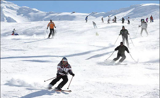 گزارش اکونومیست: اسکی در پیست‌های ایران، تجربه‌ای جدید و ارزان‌ برای جهانگردان خارجی+ تصاویر