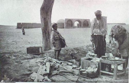 استراحتگاه بین راه در یزد- سال 1309