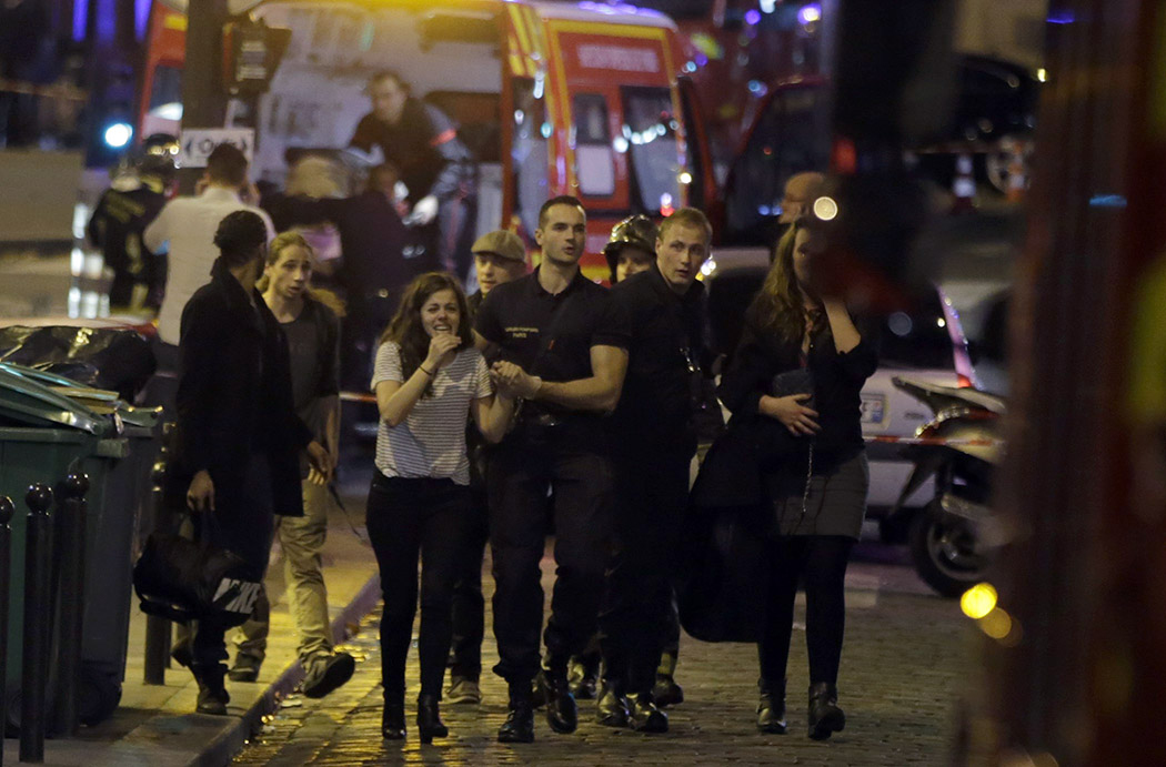 تا کنون 153 کشته در حملات پاریس/ بیش از 200 زخمی+تصاویر