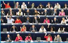 قانون نوشت: نقش پر رنگ زنان اروپایی در پارلمان های کشورشان