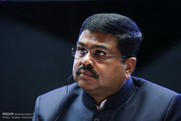 وزیر نفت و گاز طبیعی هندوستان: هندوستان ۲۳۵ میلیون دلار در چابهار سرمایه گذاری می کند