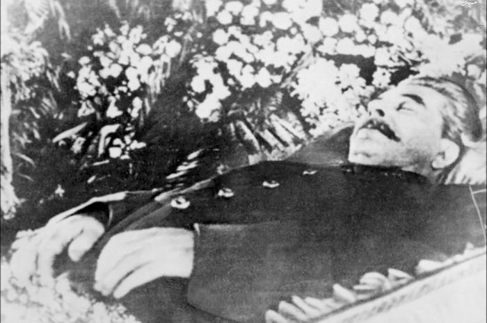 عکس/ مراسم خاکسپاری پیکر مومیایی استالین