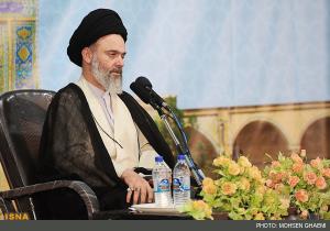 آیت الله حسینی بوشهری: هدف دشمنان از توطئه در منطقه ضربه‌زدن به انقلاب اسلامی است