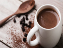 نوشیدن یک فنجان شکلات داغ در روز، چه فایده ای دارد!