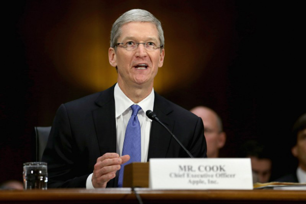 tim_cook_suit-800x533-w600