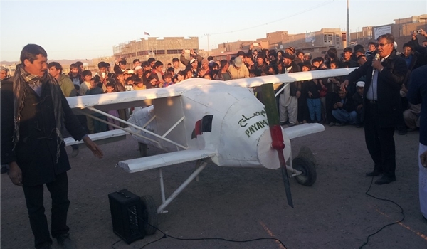 عکس/جوان با استعداد افغانستانی هواپیما ساخت 