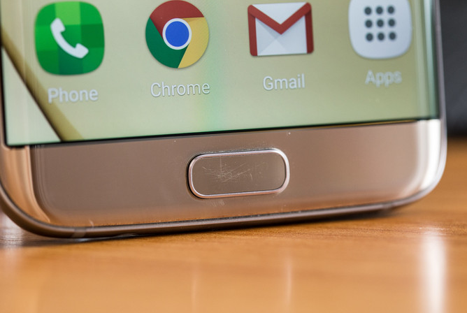 دکمه Home در Galaxy S7 و S7 Edge به راحتی خش برمی دارد
