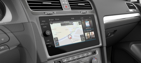 فولکس واگن از یک سیستم سرگرمی تازه در خودروی e-Golf Touch خود پرده برداشت