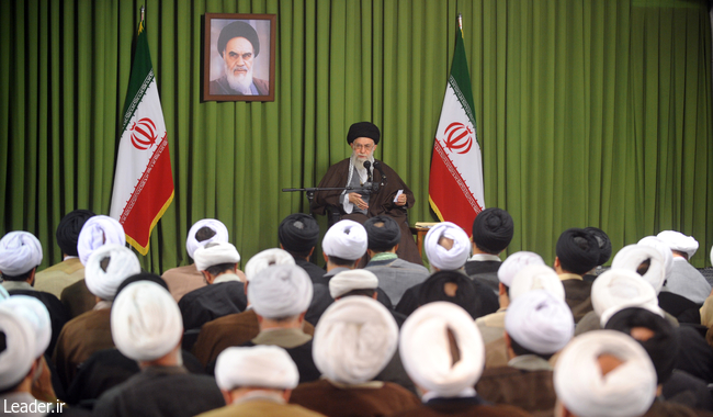 اعضای مجمع نمایندگان طلاب حوزه علمیه قم با رهبر معظم انقلاب اسلامی دیدار کردند