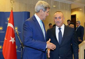 وزیر خارجه ترکیه: با جان کری درباره مبارزه با داعش گفتگو کردم