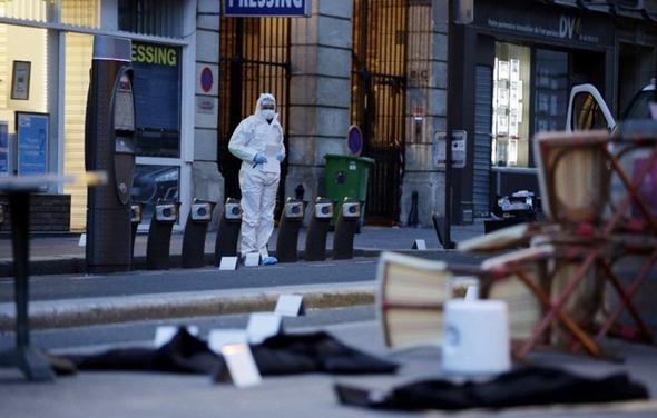 تصاویر : پاریس در روز بعد از حادثه