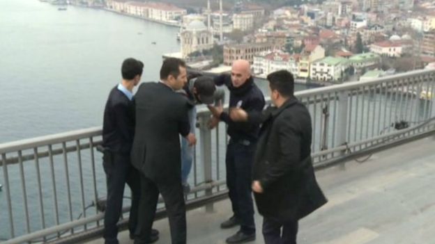 وقتی اردوغان به فریاد یک از جان گذشته می رسد!+تصاویر