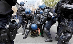 کور شدن چشم دانشجوی فرانسوی در جریان درگیری‌های پلیس