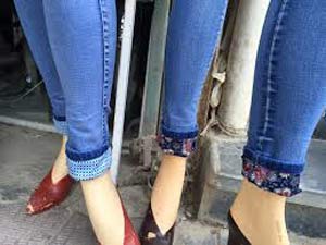 مد امسال شلوار جین برای پوشیدن با بوت و نیم بوت