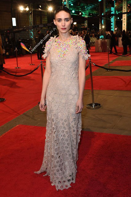 مدل لباس رونی مارا Rooney Mara در مراسم بفتا Bafta 2016