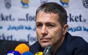اسکوچیچ: مدیران فوتبال استان به فکر وظایف خودشان باشند/ شکستن شیشه ورزشگاه ناراحت کننده بود!