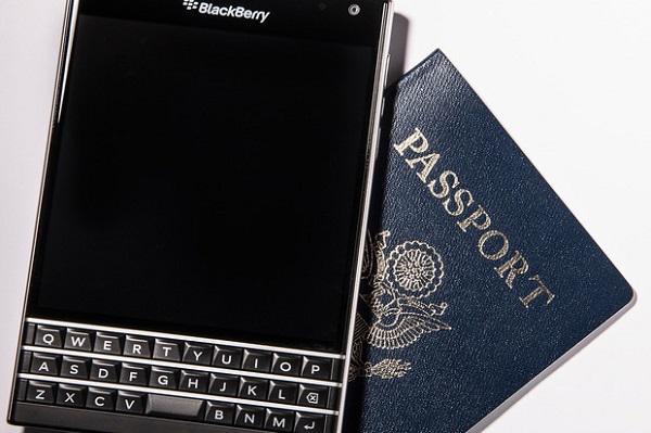 blackberry-passport-primary-2-100452892-primary.idge