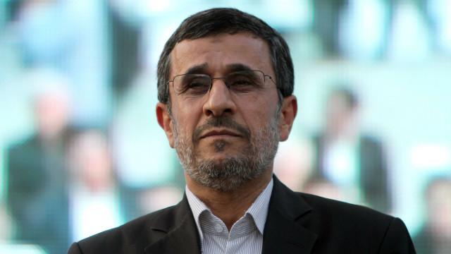 احمدی‌نژاد چه کسانی را زباله خواند؟