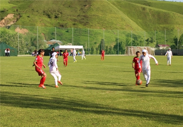 تصاویر جالب از بازی تیم فوتبال نوجوانان دختر ایران در تاجیکستان