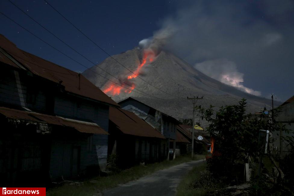 فعال شدن کوه آتفشان در اندونزی