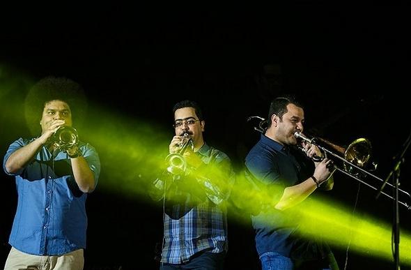 تصاویر : کنسرت یگانه و خواجه امیری در جشنواره موسیقی فجر
