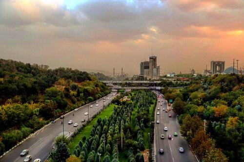 مهر 94- پل طبیعت- تهران- حمید فروغی