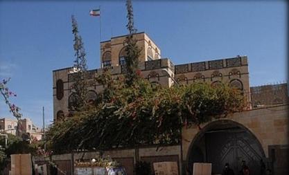 شبکه العربیه : ساختمان سفارت ایران در صنعا سالم است