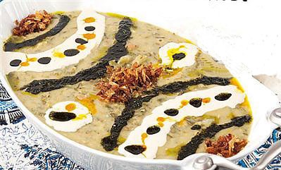 سوپ و آش/ آشنایی با روش تهیه آش خیار چمبر