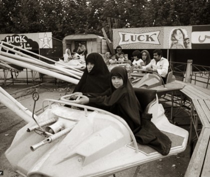 عکس/ تفریح در “لونا پارک” تهران چند ماه پس از انقلاب اسلامی