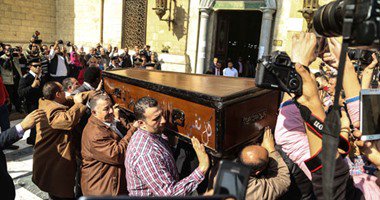 تشییع پیکر حسنین هیکل در قاهره (+عکس)