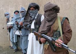 کشته و زخمی شدن ۱۲ عضو داعش به دست طالبان در شرق افغانستان