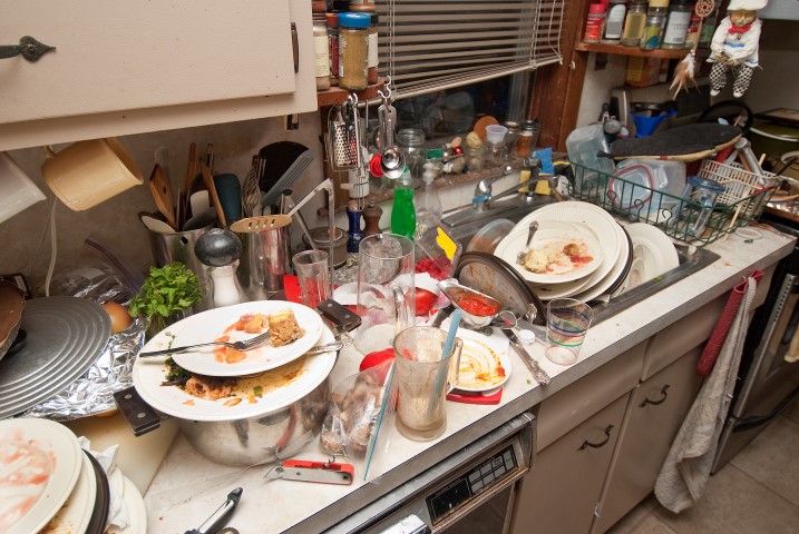 messy-kitchen-2 (Small)