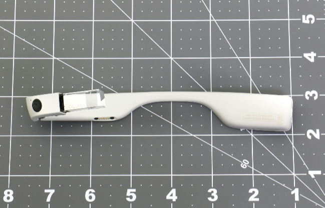 Images-of-the-Google-Glass-Enterprise-Edition-and-the-FCC-label-that-will-be-affixed-on-the-wearable.jpg